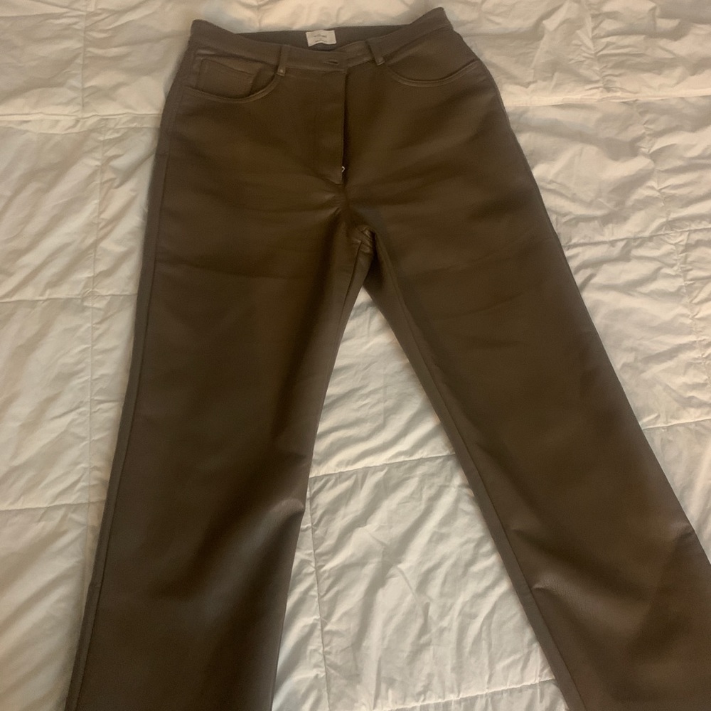 Aritzia Wilfred pants in shiitake